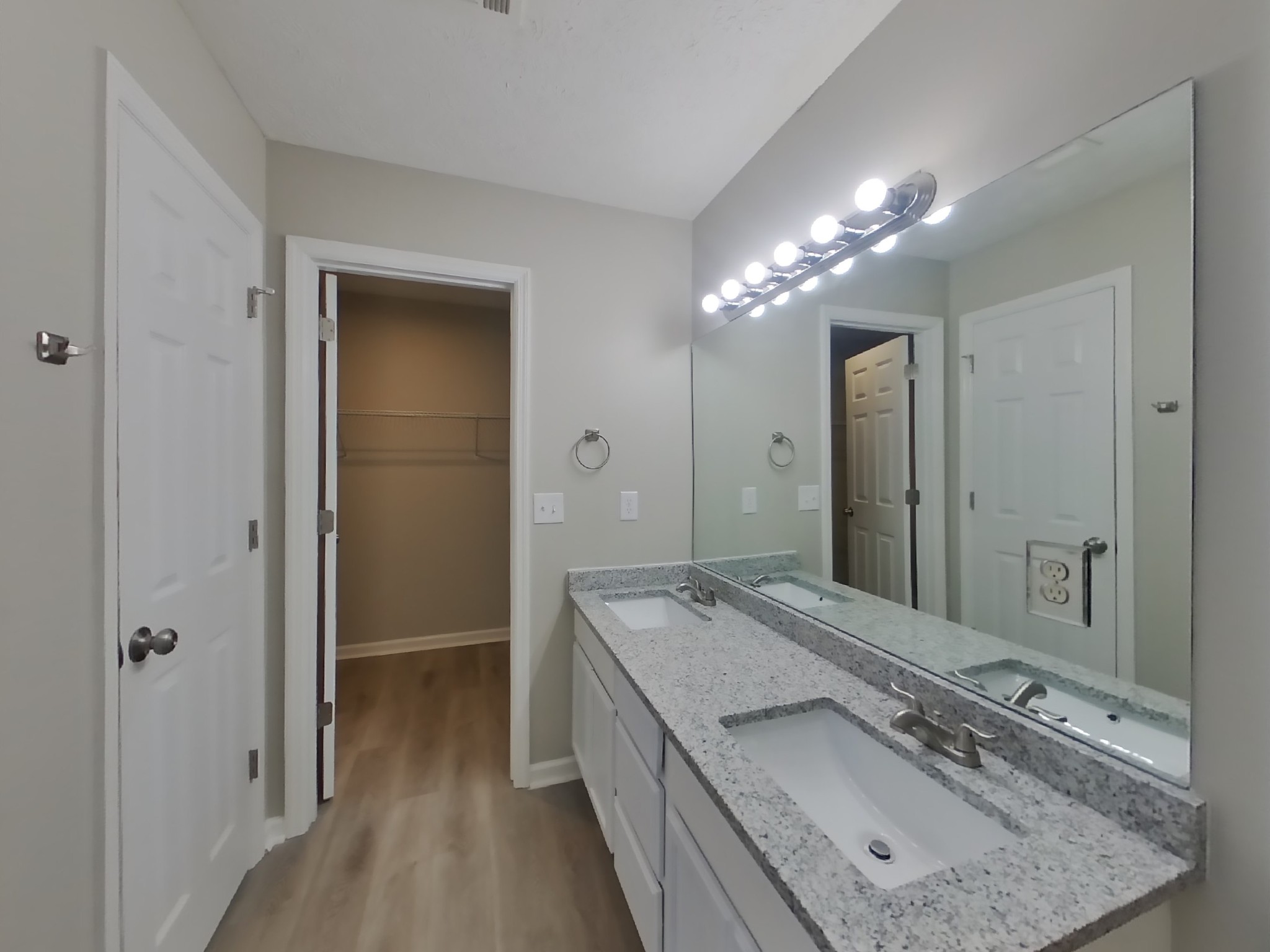 1956 Port James Circle Antioch TN 37013