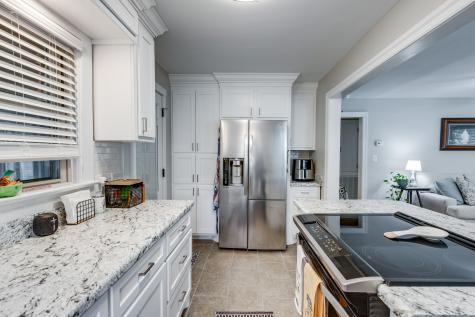 1718 Hillview Drive Columbia TN 38401