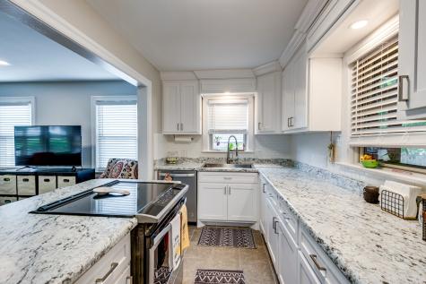 1718 Hillview Drive Columbia TN 38401
