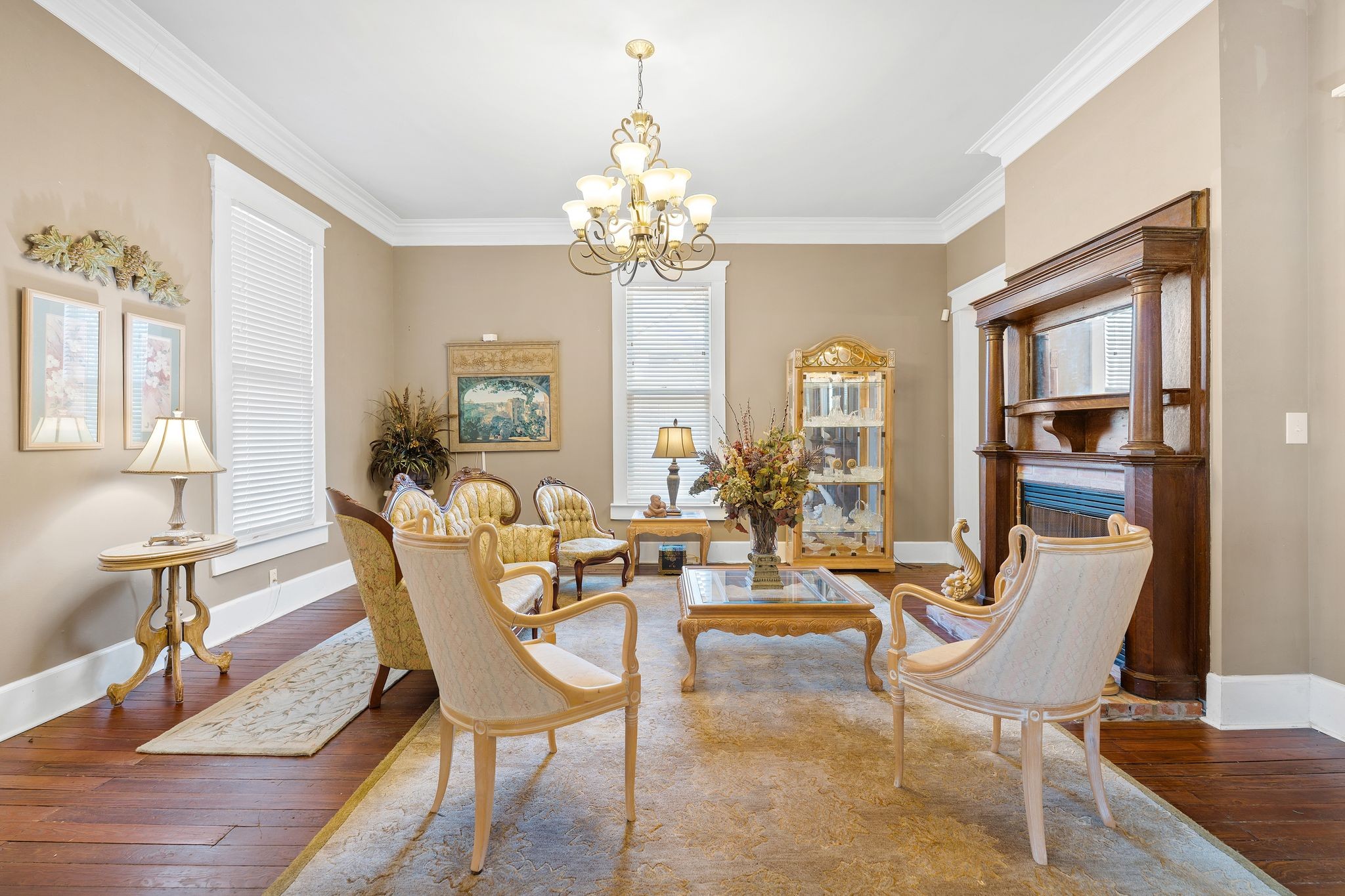 554 E Main Street Jackson TN 38301