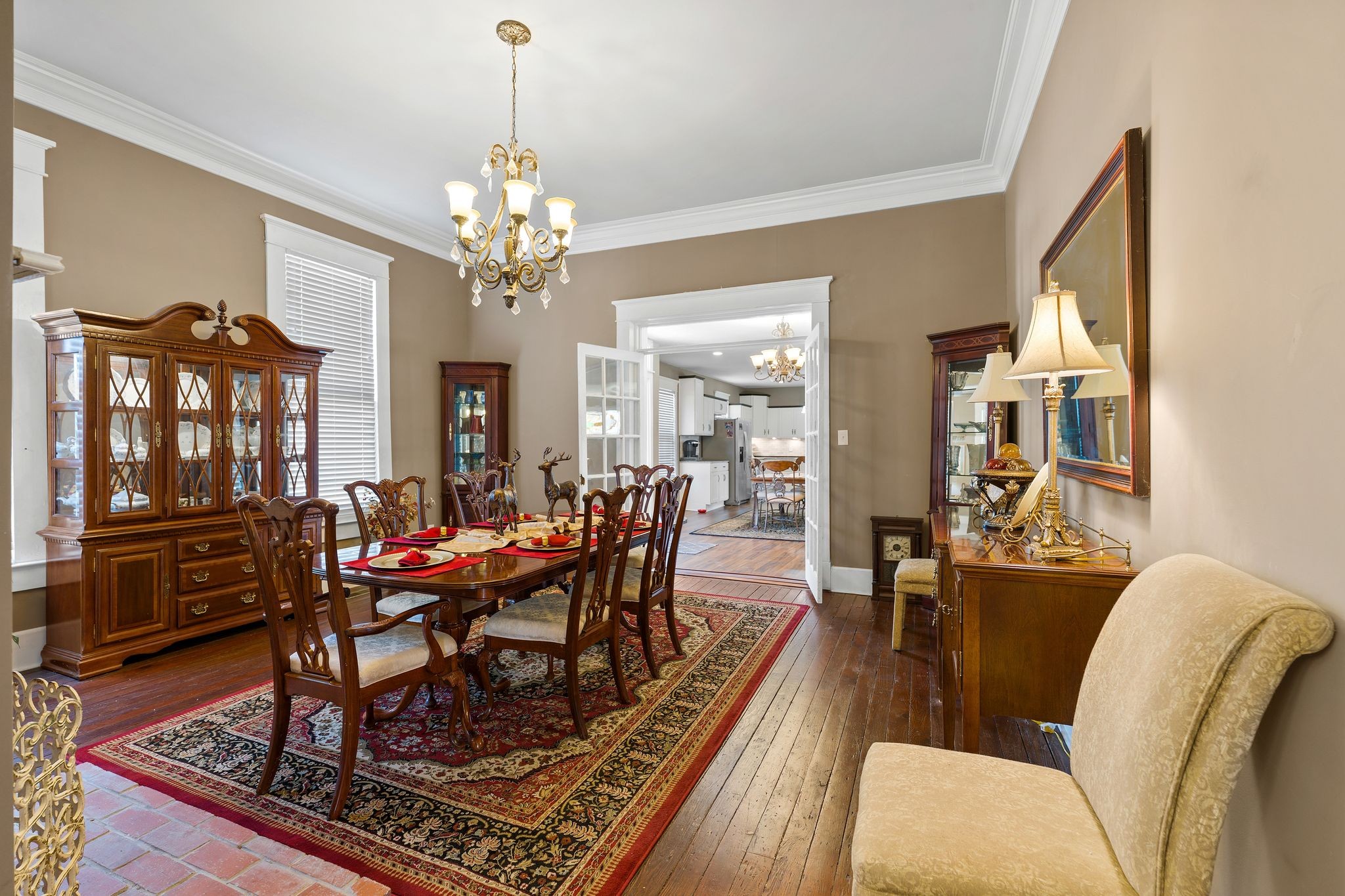 554 E Main Street Jackson TN 38301