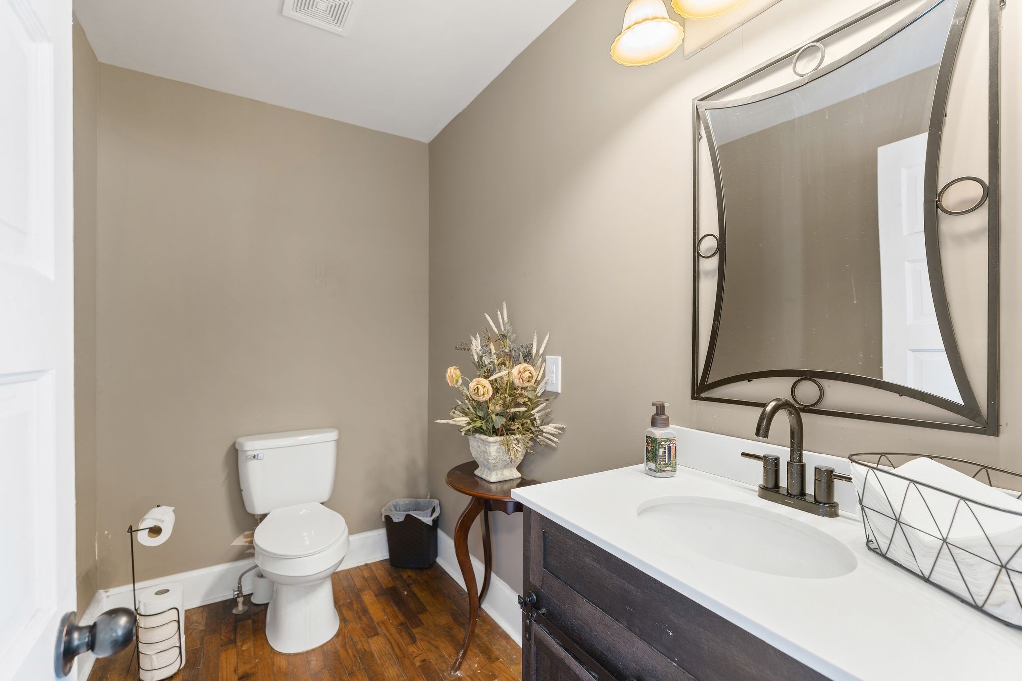554 E Main Street Jackson TN 38301