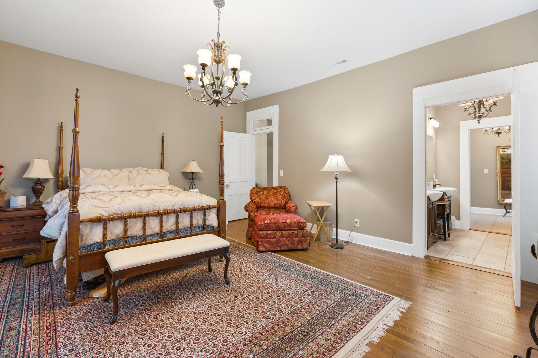 554 E Main Street Jackson TN 38301