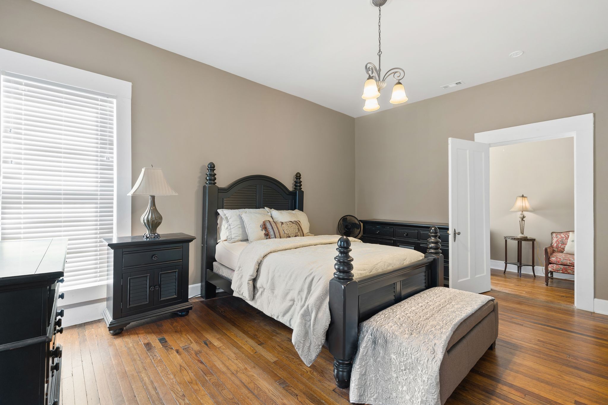 554 E Main Street Jackson TN 38301