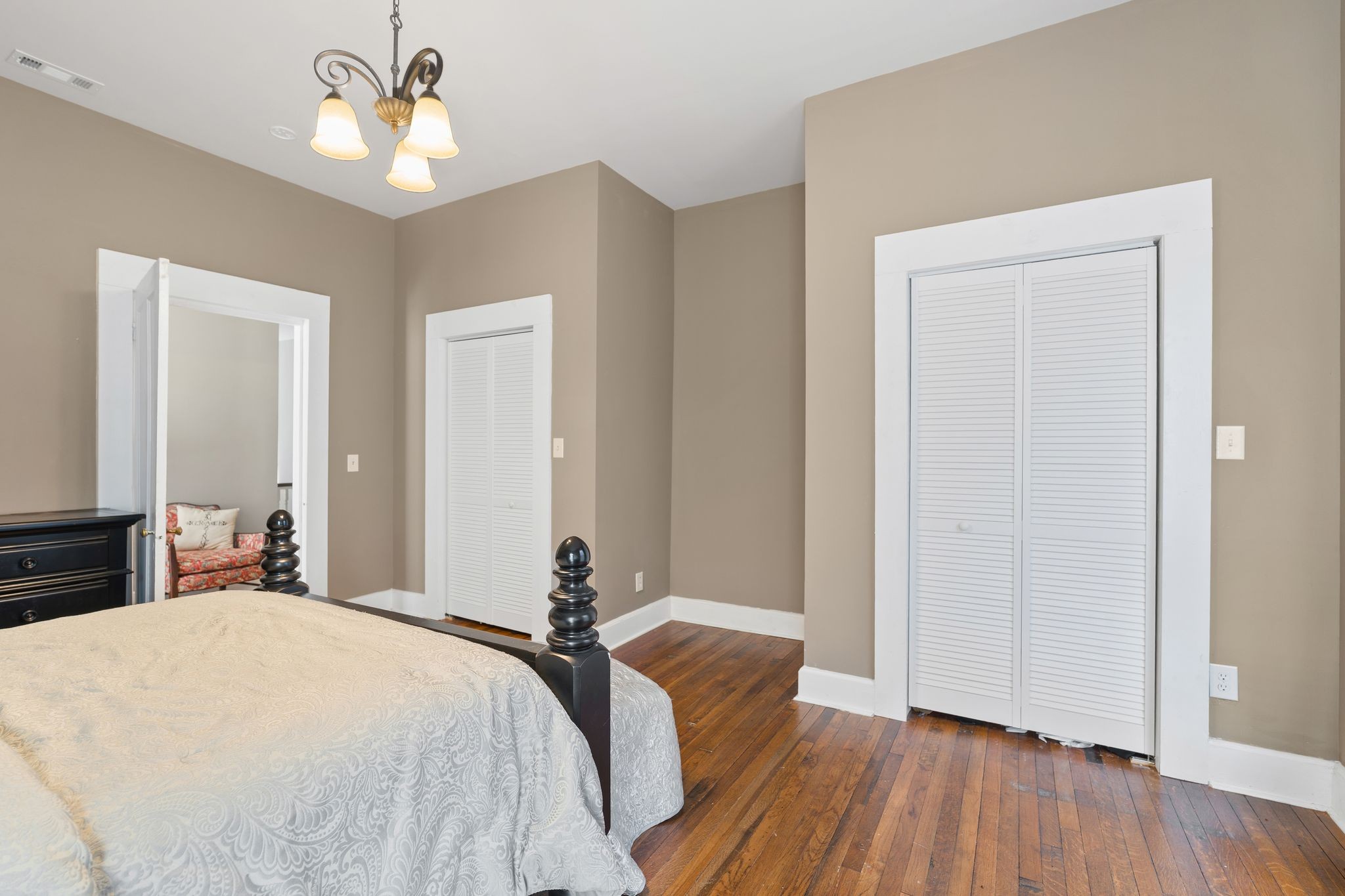 554 E Main Street Jackson TN 38301