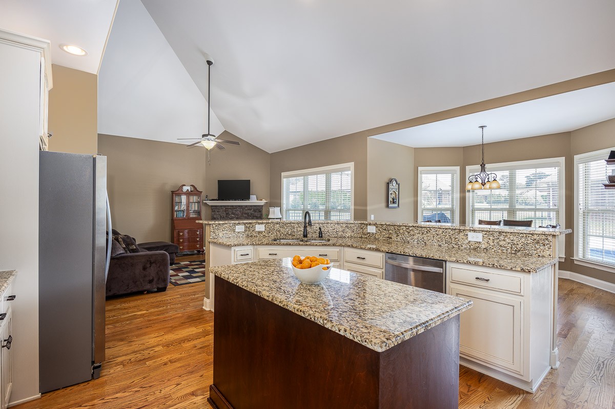 201 Carellton Drive Gallatin TN 37066