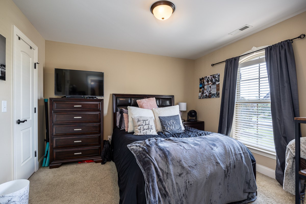 201 Carellton Drive Gallatin TN 37066