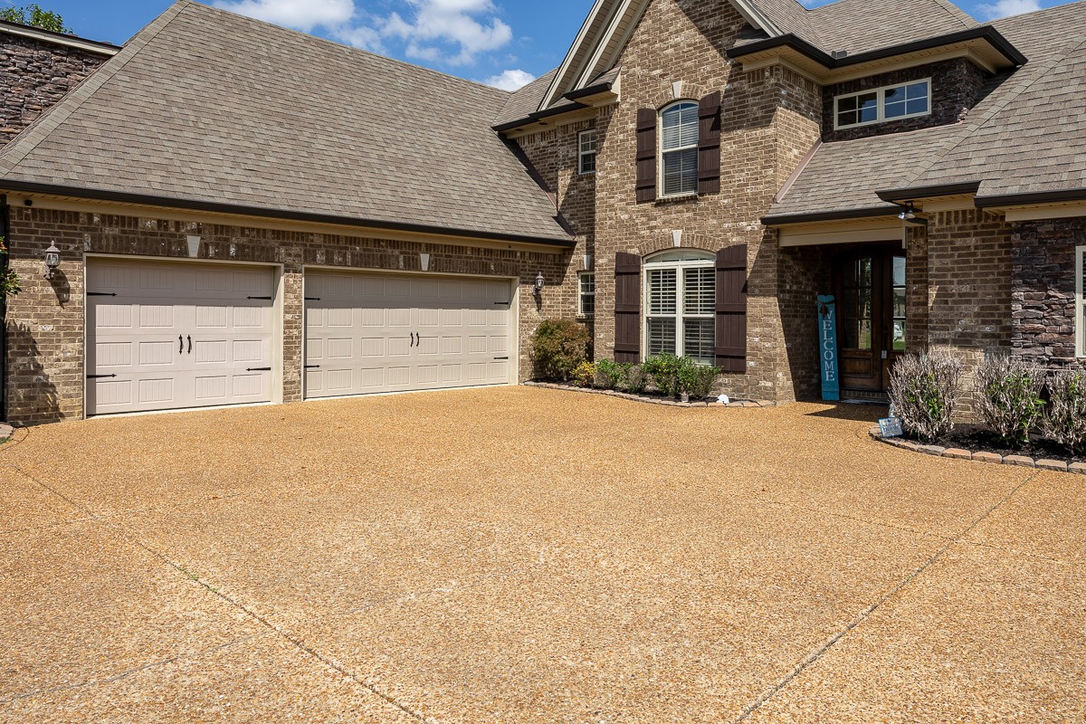 201 Carellton Drive Gallatin TN 37066