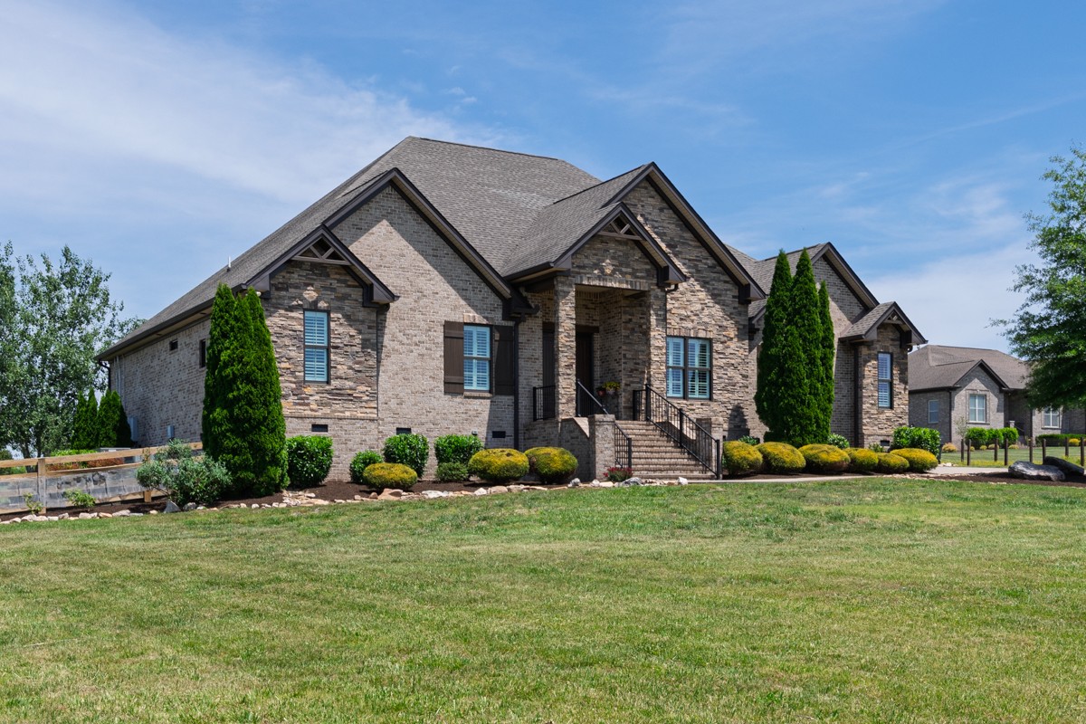 1196 Liberty Lane Gallatin TN 37066
