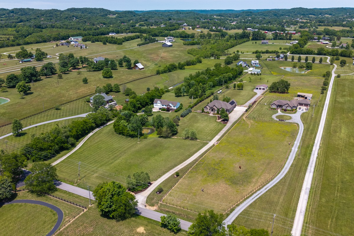 1196 Liberty Lane Gallatin TN 37066