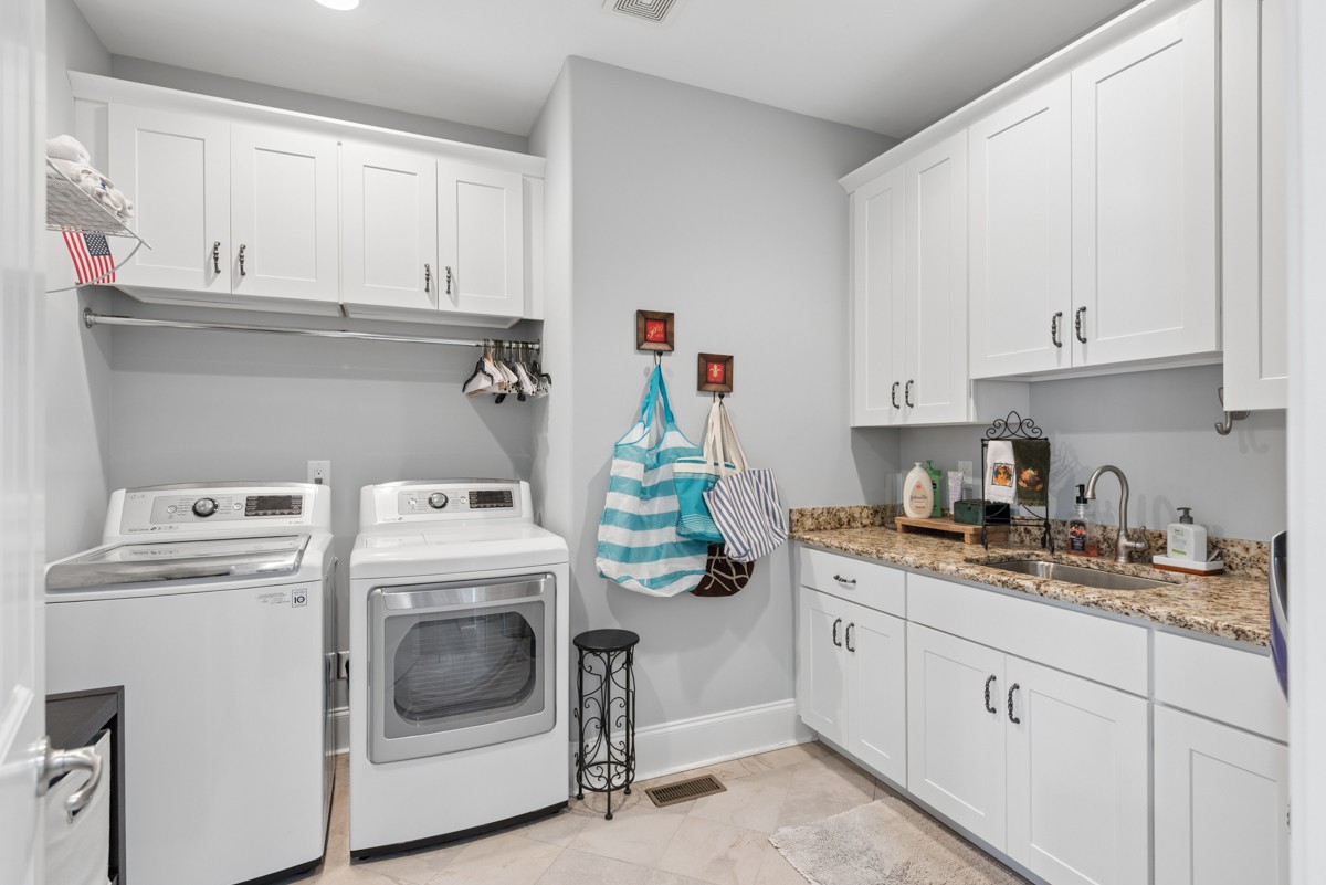 1196 Liberty Lane Gallatin TN 37066