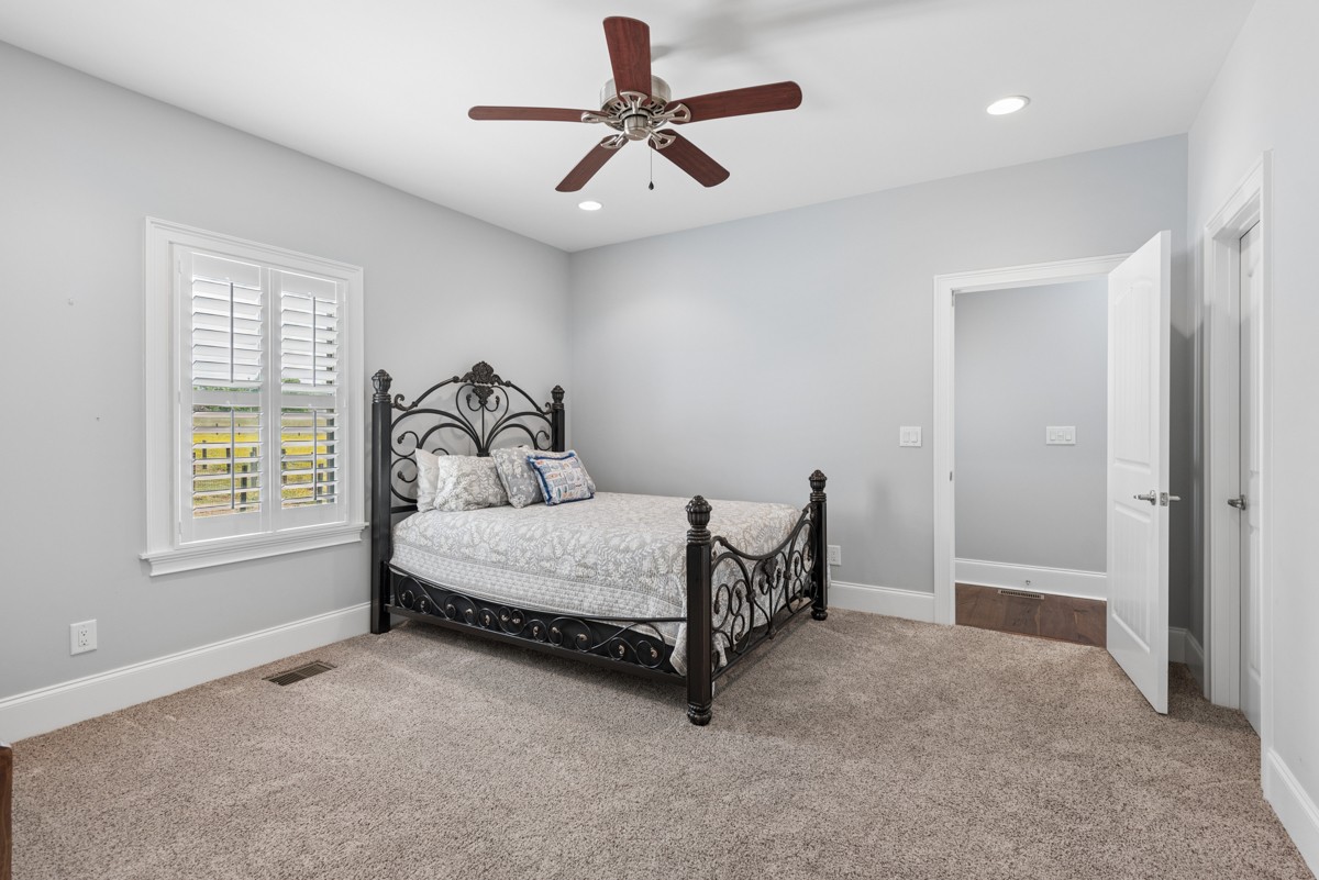 1196 Liberty Lane Gallatin TN 37066