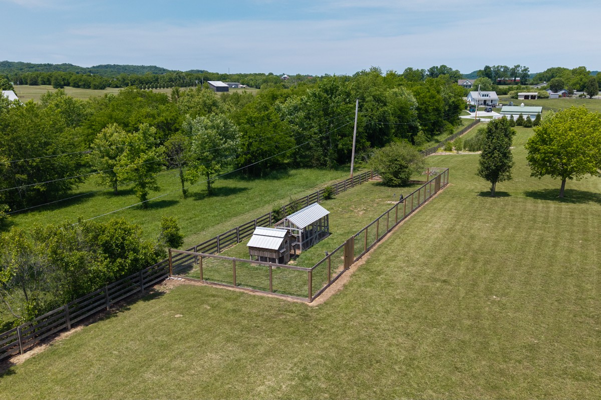1196 Liberty Lane Gallatin TN 37066
