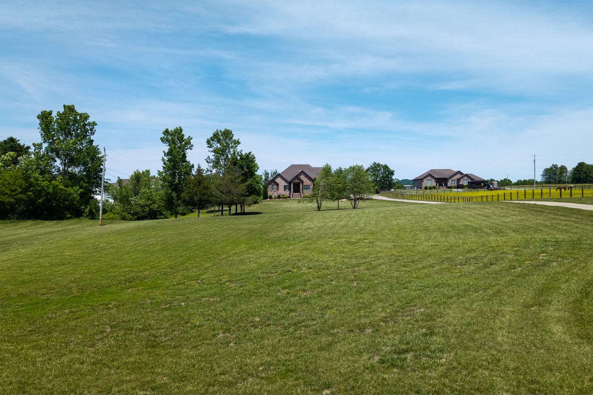 1196 Liberty Lane Gallatin TN 37066