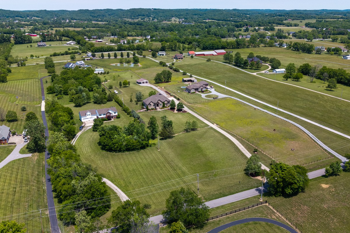 1196 Liberty Lane Gallatin TN 37066
