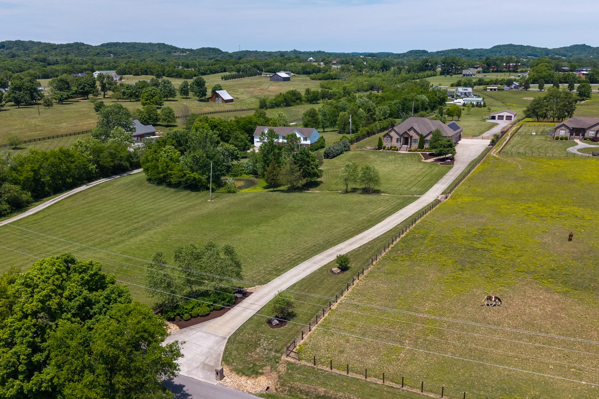 1196 Liberty Lane Gallatin TN 37066
