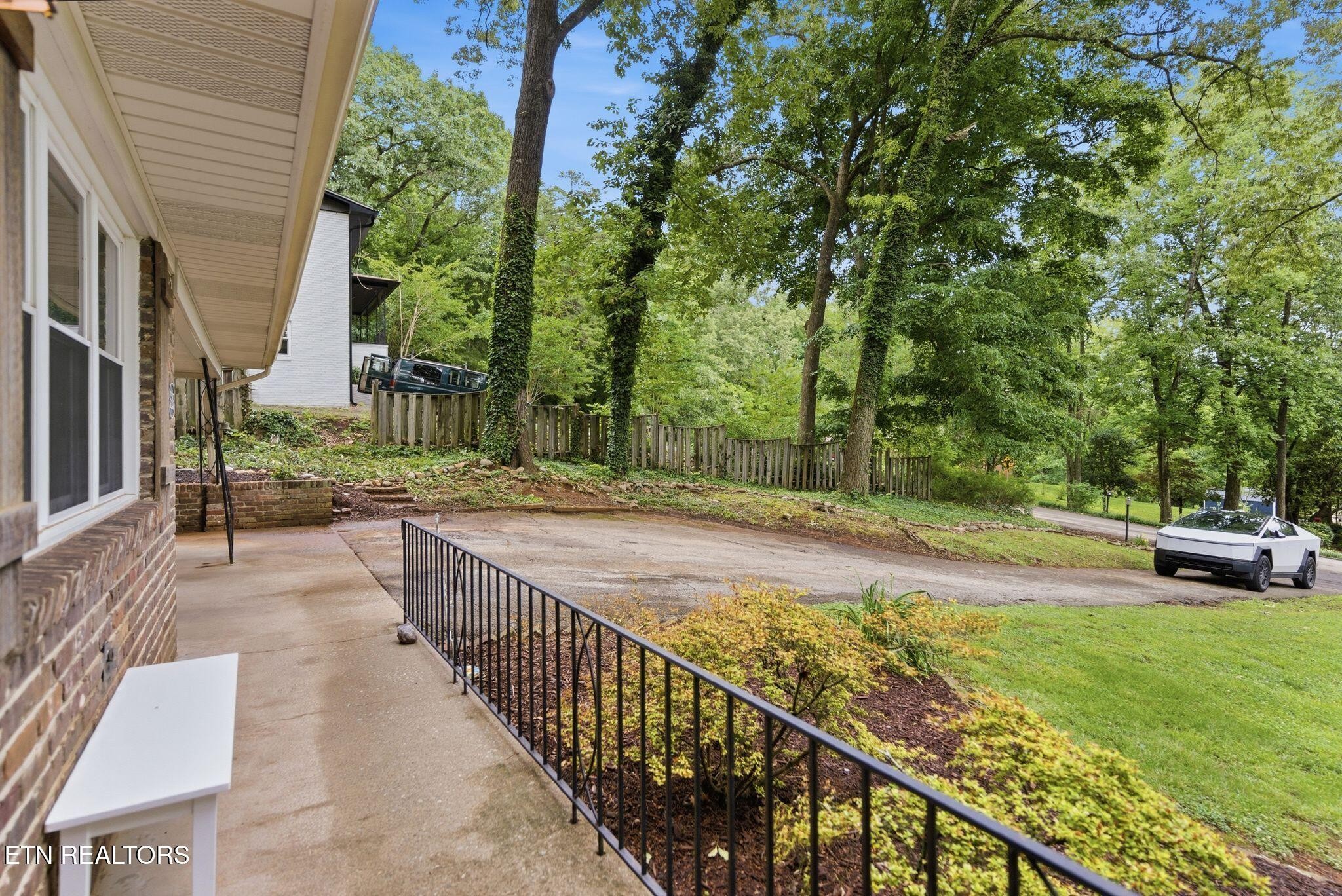 3215 Mount Vernon Drive Knoxville TN 37920