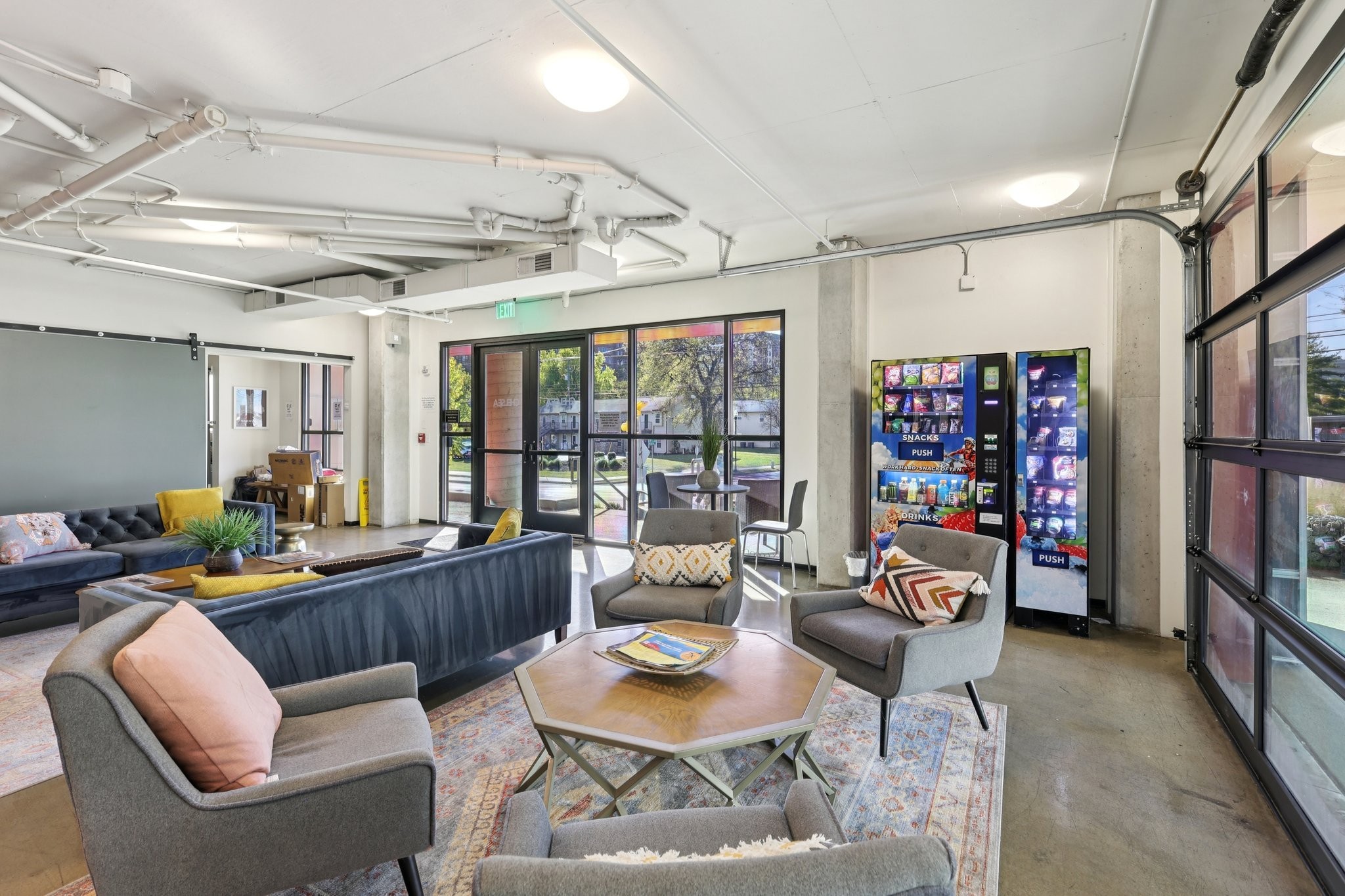 1900 12th Ave, S Nashville TN 37203