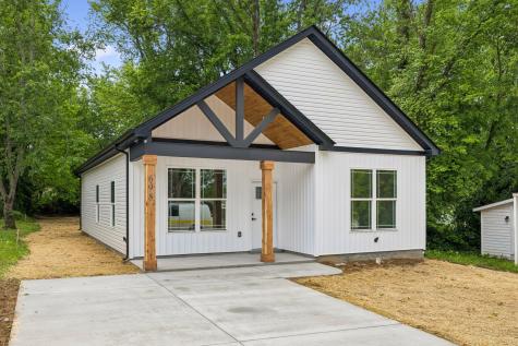 698 19th Ave, W Springfield TN 37172