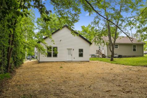 698 19th Ave, W Springfield TN 37172