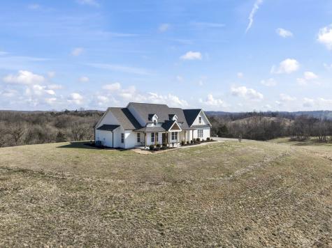 15991 Manchester Pike Christiana TN 37037