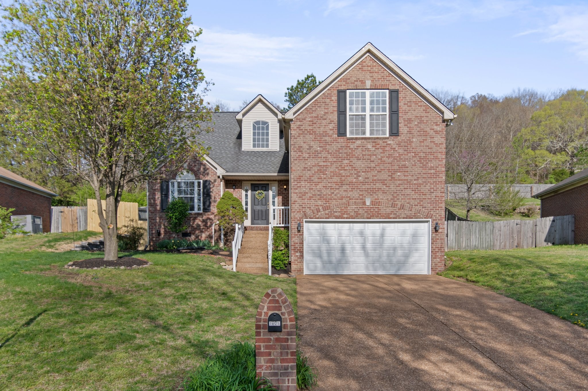 7825 Farmington Place Nashville TN 37221