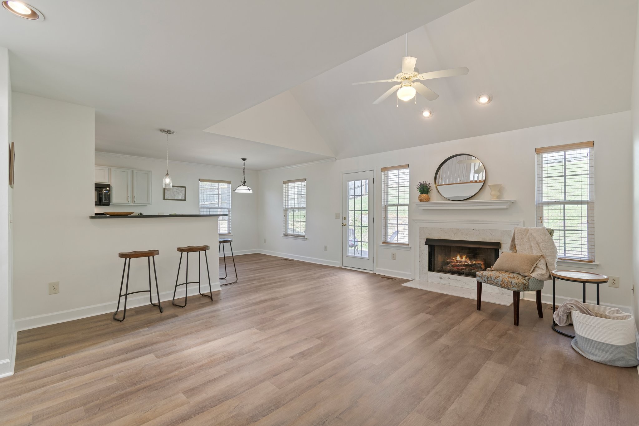 7825 Farmington Place Nashville TN 37221