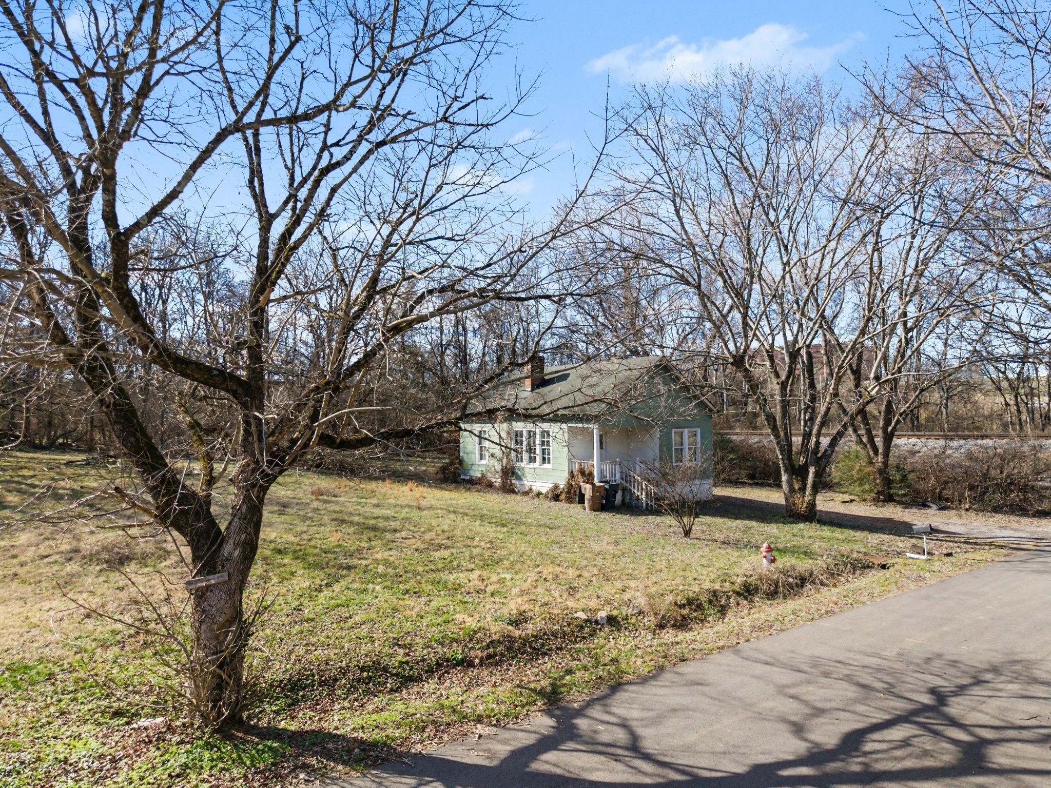 716 Gillock Street Nashville TN 37216