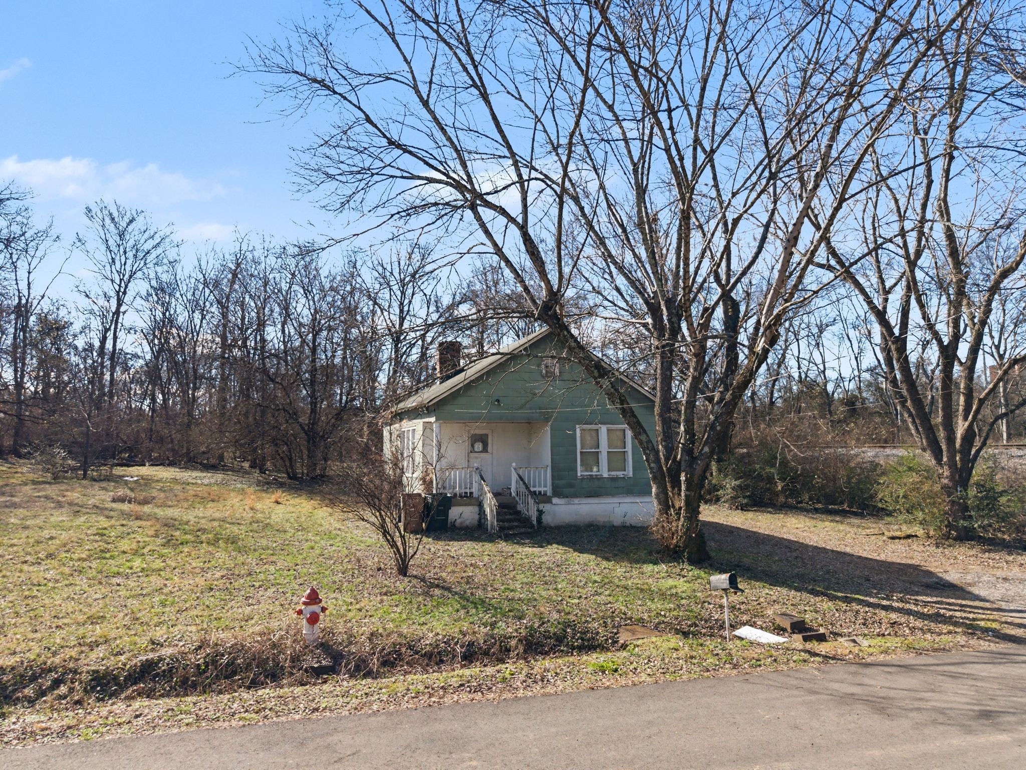 716 Gillock Street Nashville TN 37216