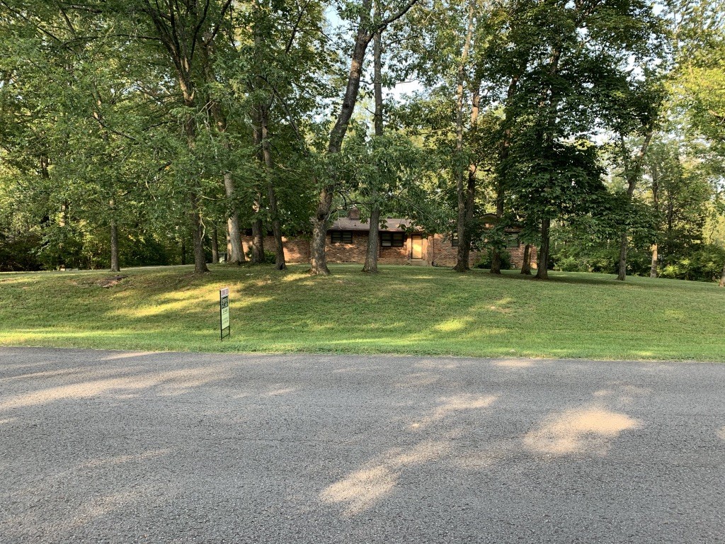 740 Georgetown Drive Nashville TN 37205