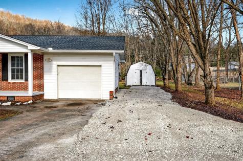 396 Jefferson Avenue Sparta TN 38583