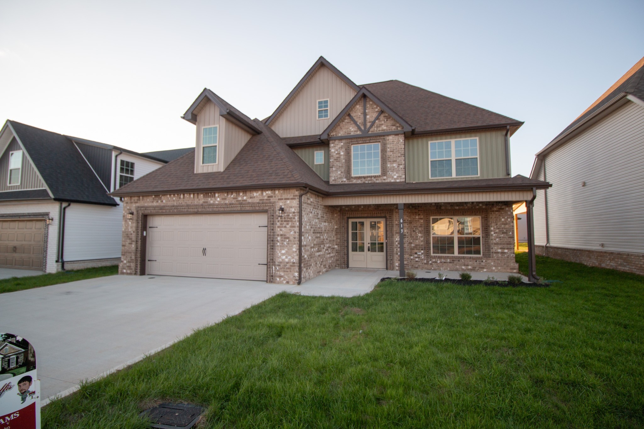 587 Summerfield Clarksville TN 37040