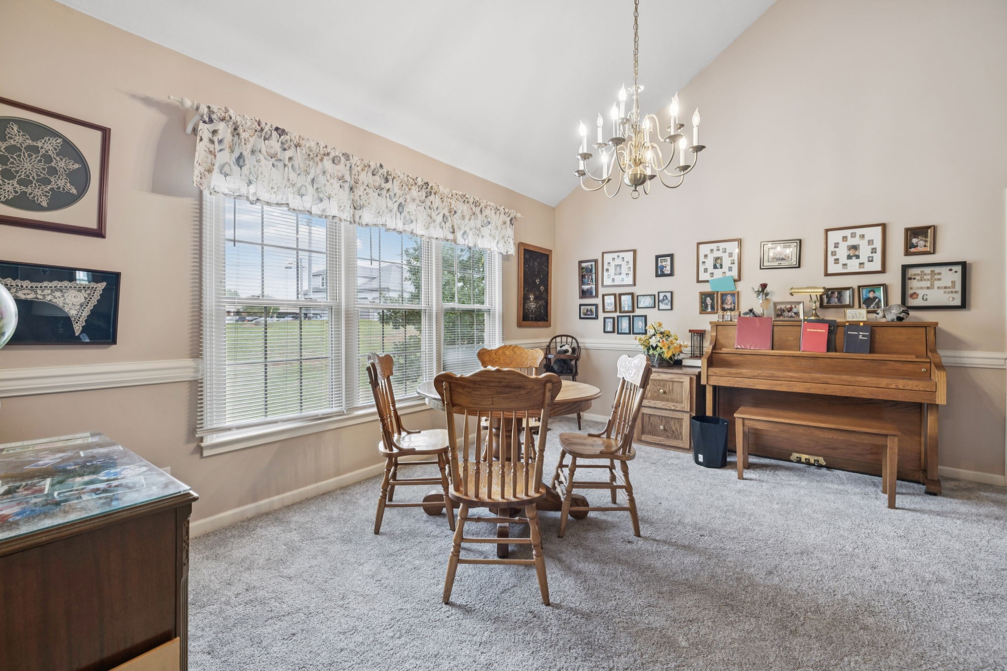 1818 Memorial Drive Clarksville TN 37043