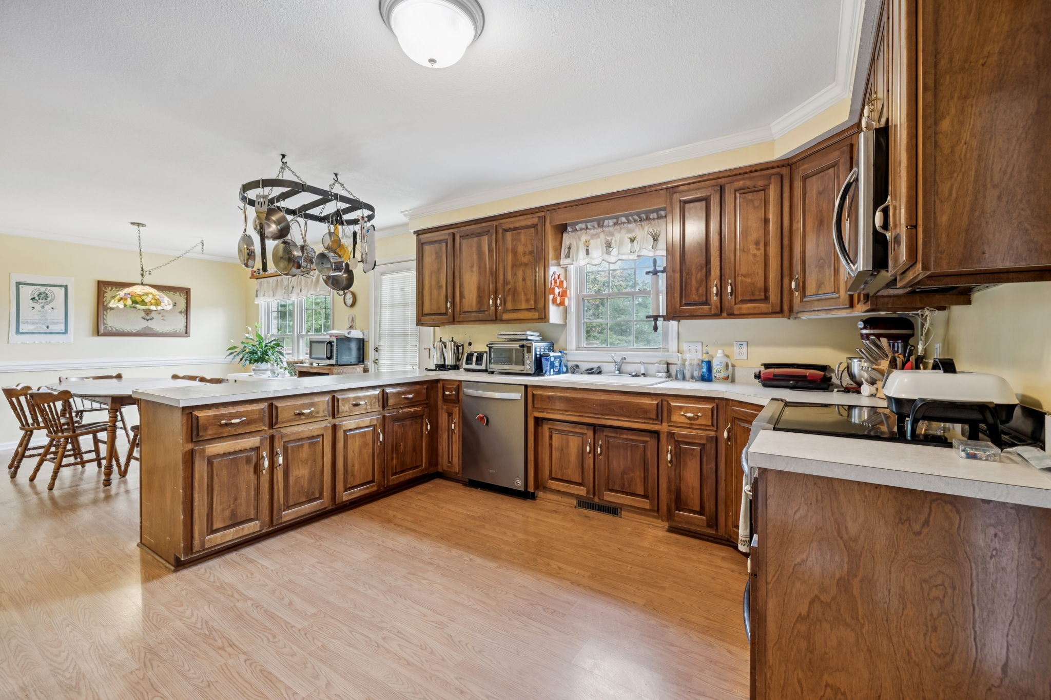 1818 Memorial Drive Clarksville TN 37043