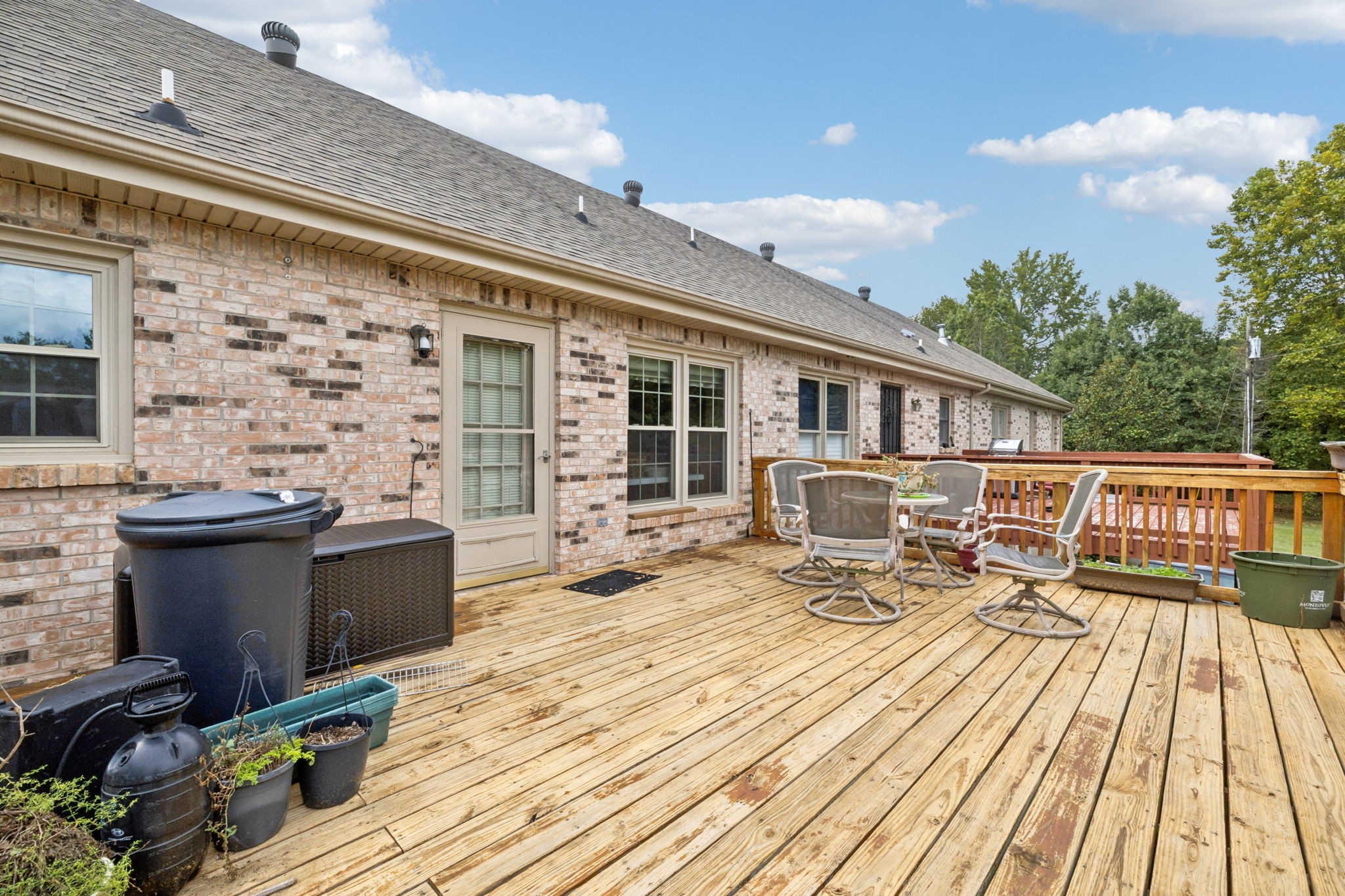 1818 Memorial Drive Clarksville TN 37043