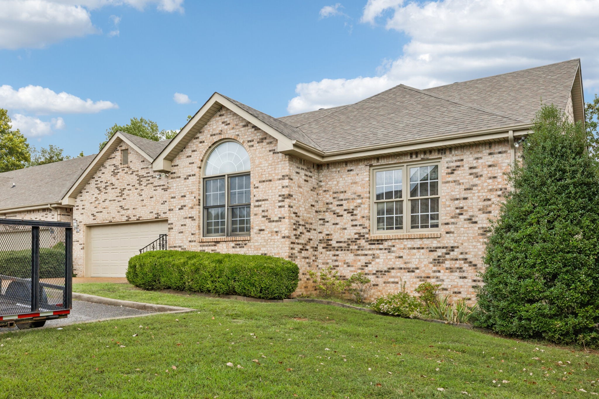 1818 Memorial Drive Clarksville TN 37043