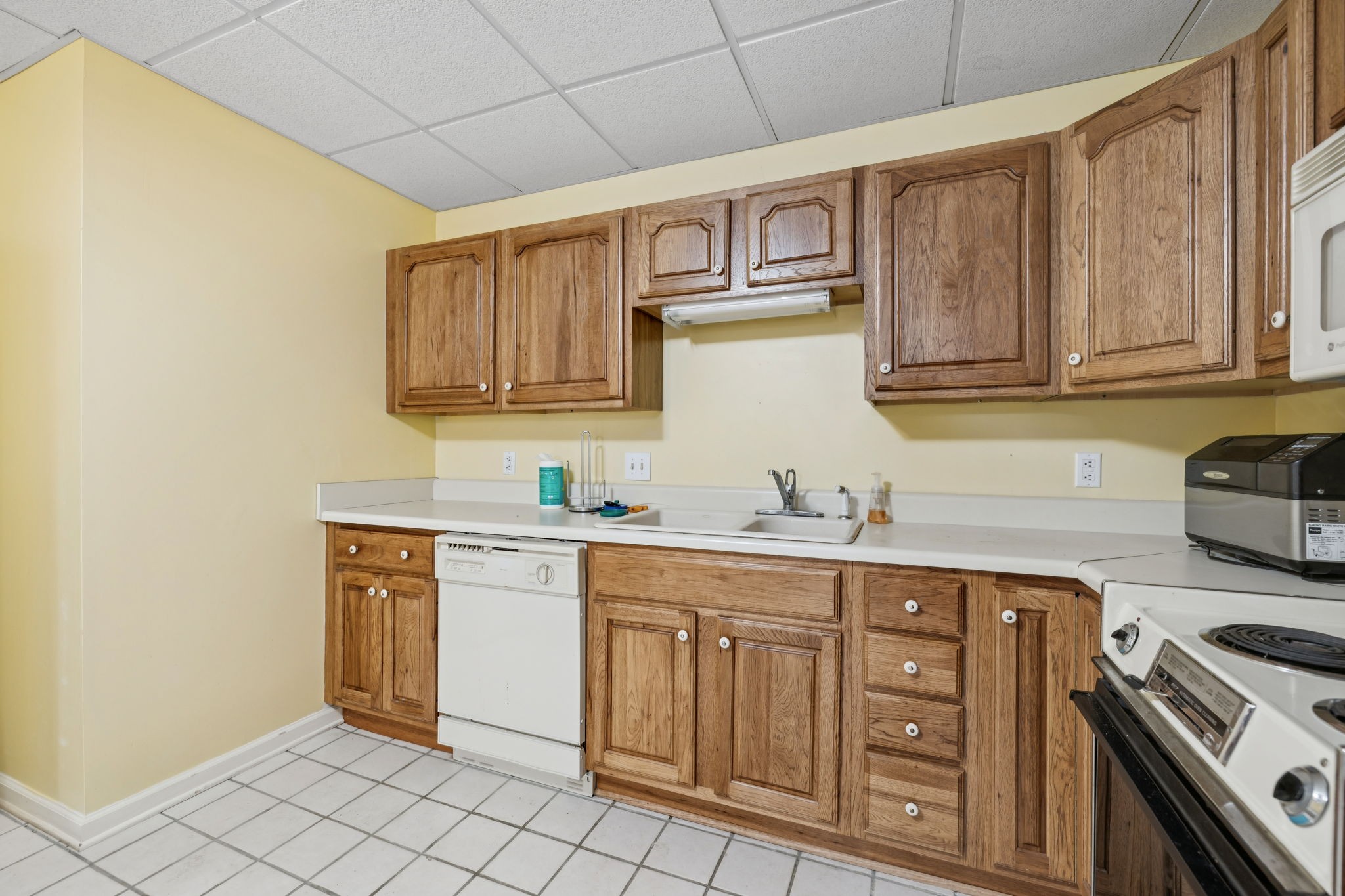 1818 Memorial Drive Clarksville TN 37043