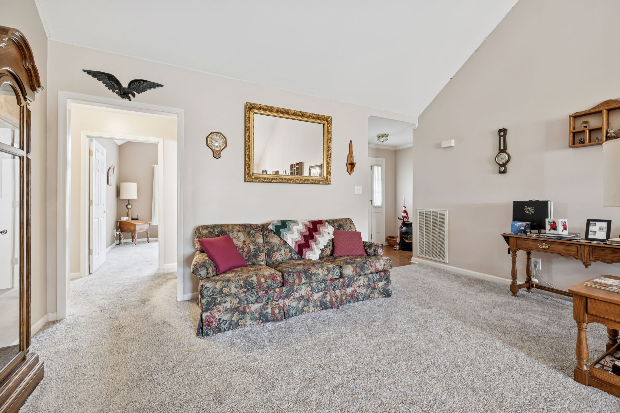 1818 Memorial Drive Clarksville TN 37043