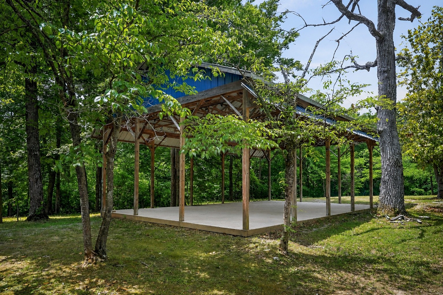 5682 Pates Ford Road Smithville TN 37166