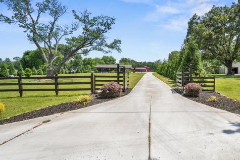 251 Falcon Drive Decherd TN 37324