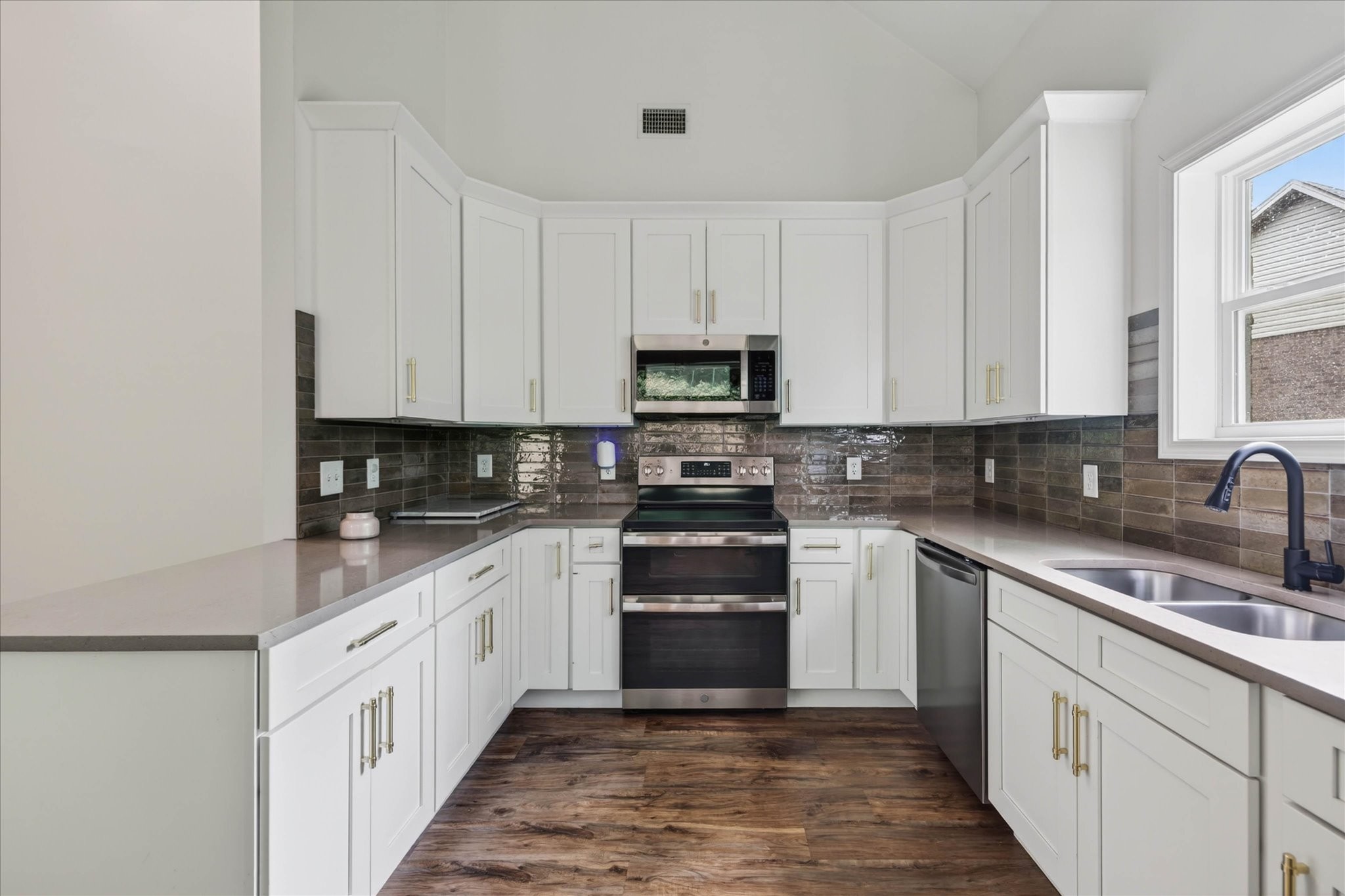 217 Indian Summer Court Nashville TN 37207