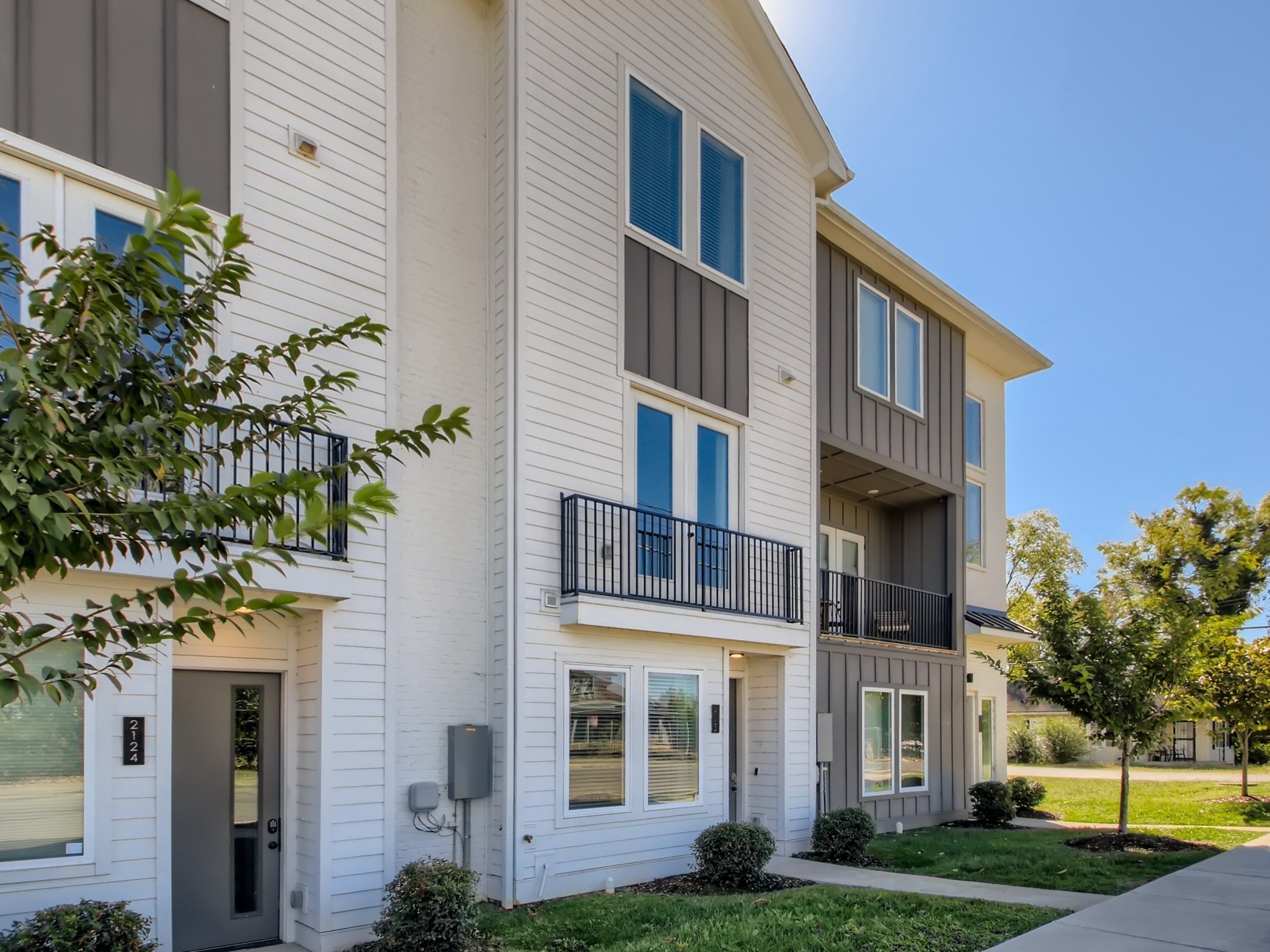 2122 24th Ave, N Nashville TN 37208