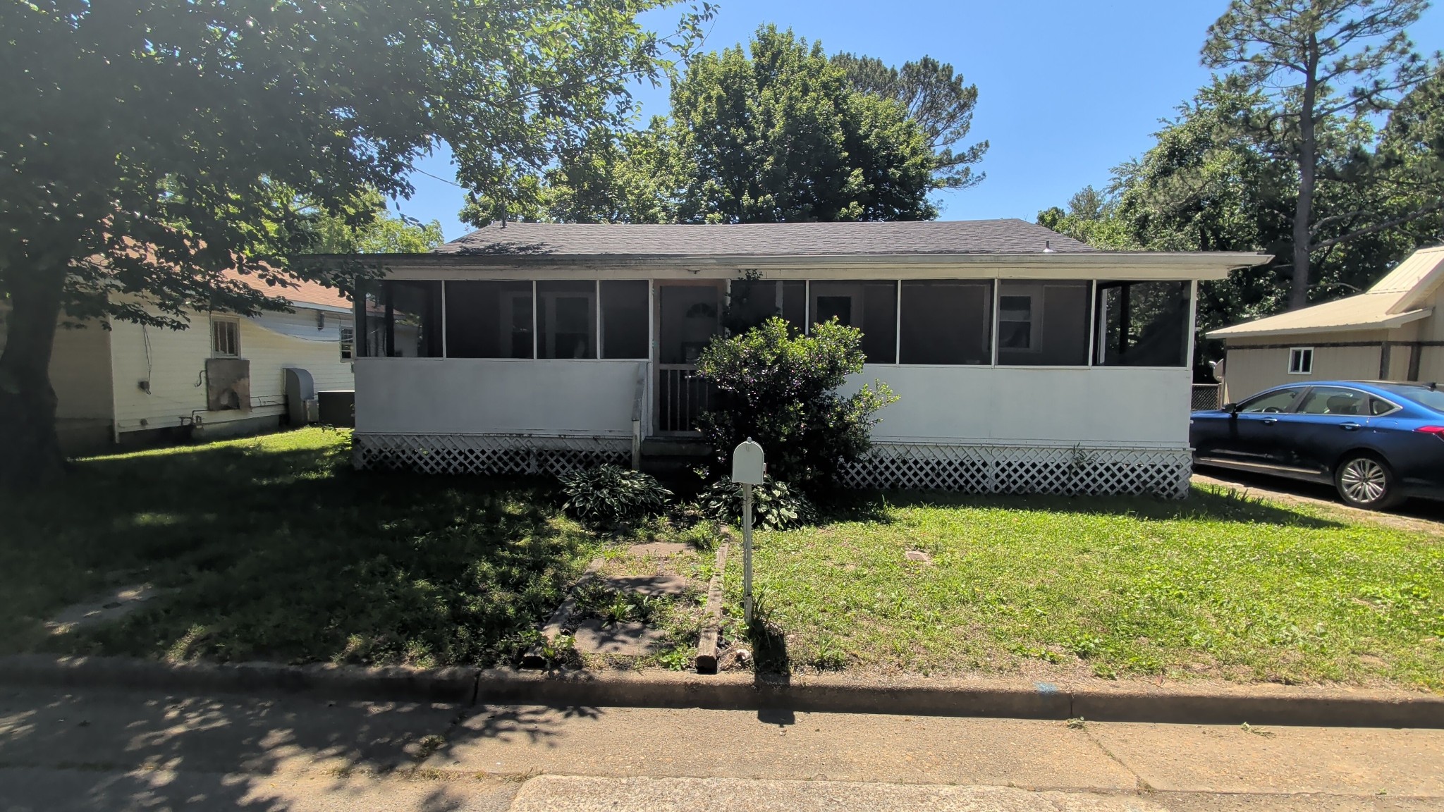 1305 Jones Street Dyersburg TN 38024