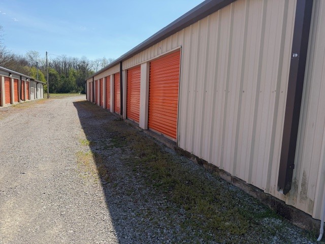 911 S College Street Winchester TN 37398