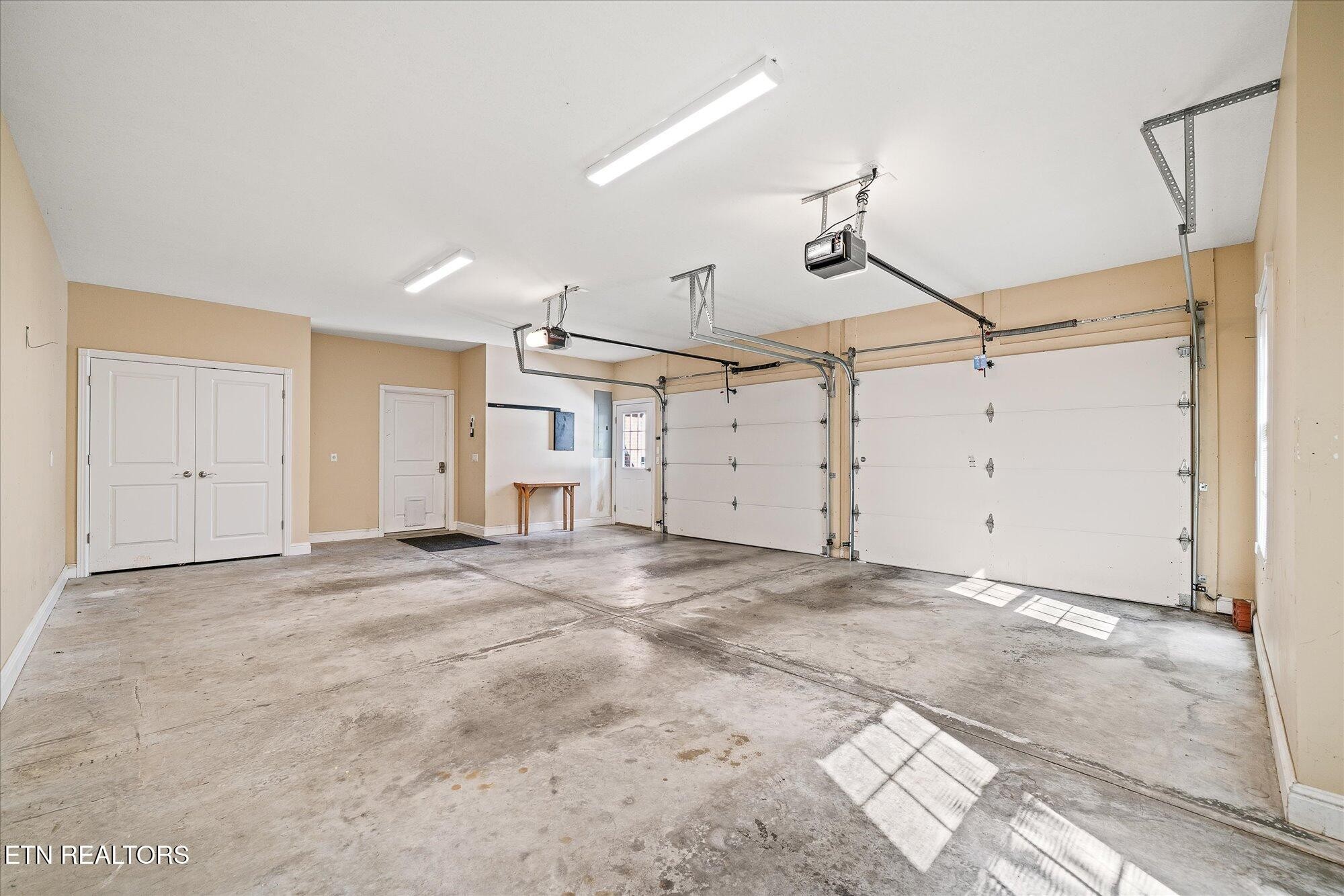 172 Sandpiper Loop Crossville TN 38555