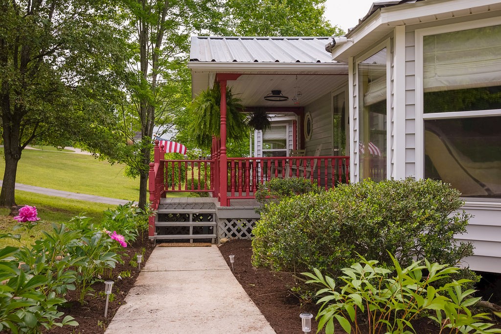 263 River Oaks Drive Sparta TN 38583