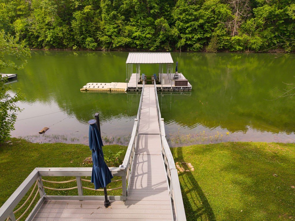 263 River Oaks Drive Sparta TN 38583