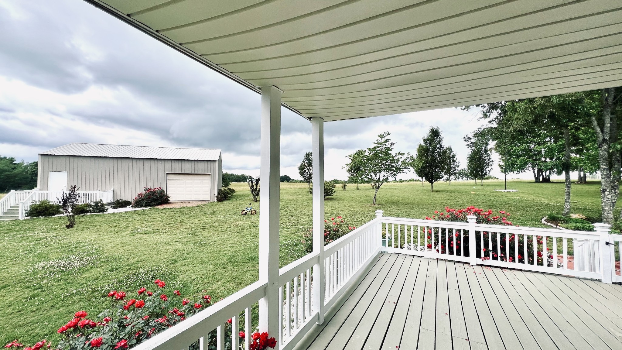 147 Paul Spears Road Summertown TN 38483