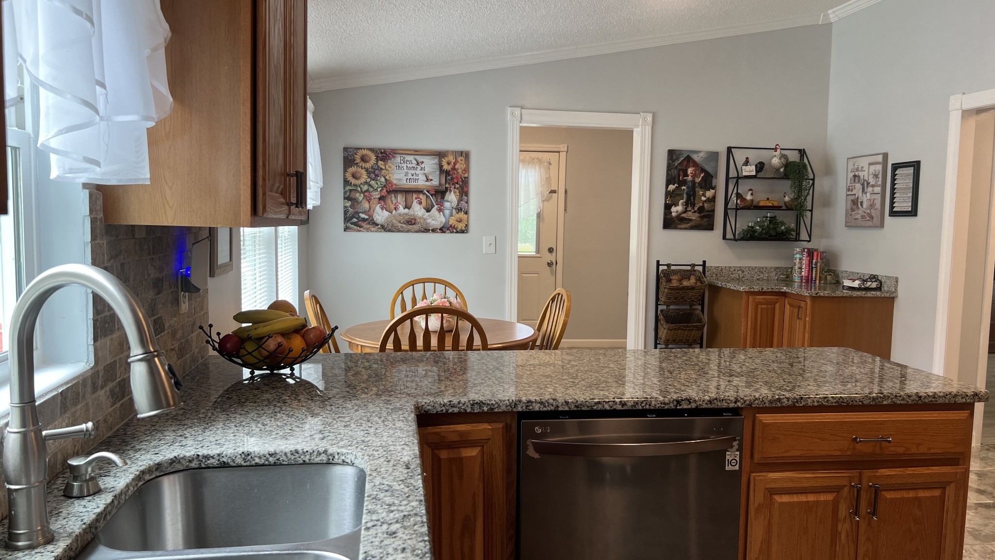 147 Paul Spears Road Summertown TN 38483