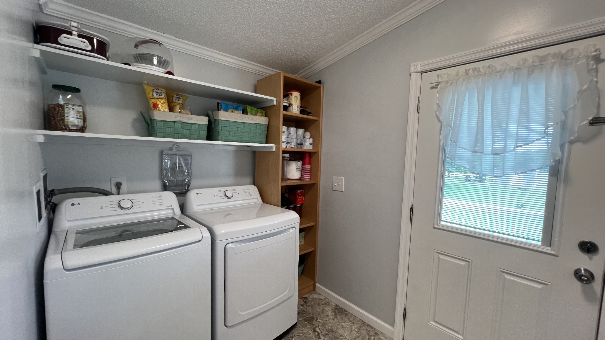 147 Paul Spears Road Summertown TN 38483